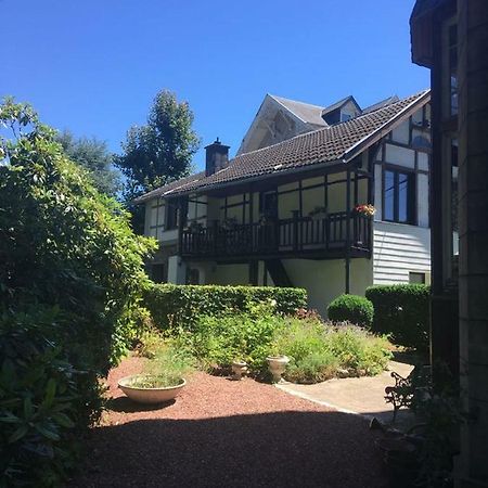 Holiday Home Les Ancolies  Gîte citadin Spa Exterior foto