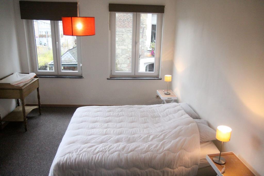 Holiday Home Les Ancolies  Gîte citadin Spa Habitación foto