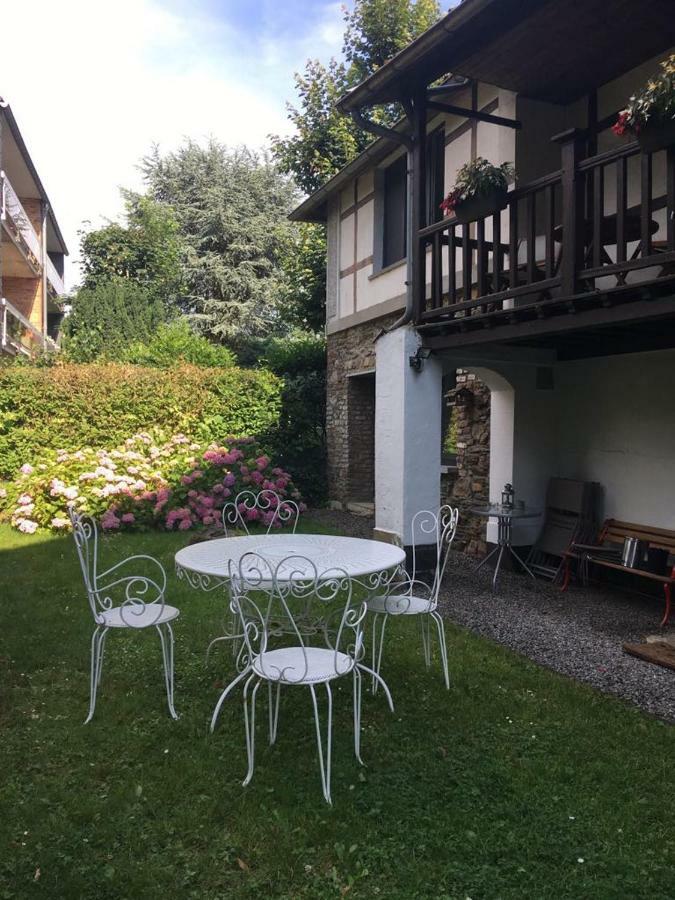 Holiday Home Les Ancolies  Gîte citadin Spa Exterior foto